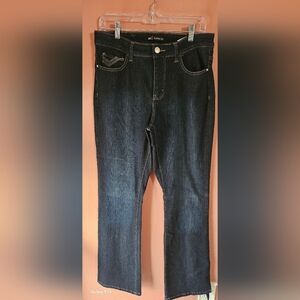 Lee Classic Fit Straight leg Dark Wash Jeans Size 10 Embellished Pockets